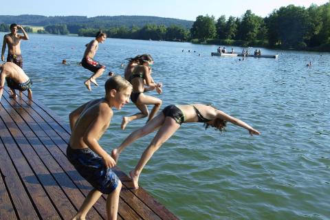 Badeseen & Hallenbäder